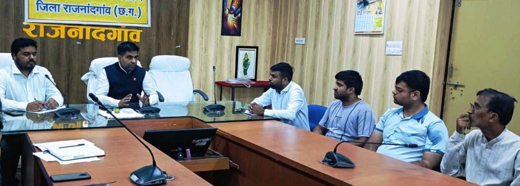 No Eligible Family Should Be Left Out of PM Ujjwala Yojana Benefits: Collector Jitendra Yadav