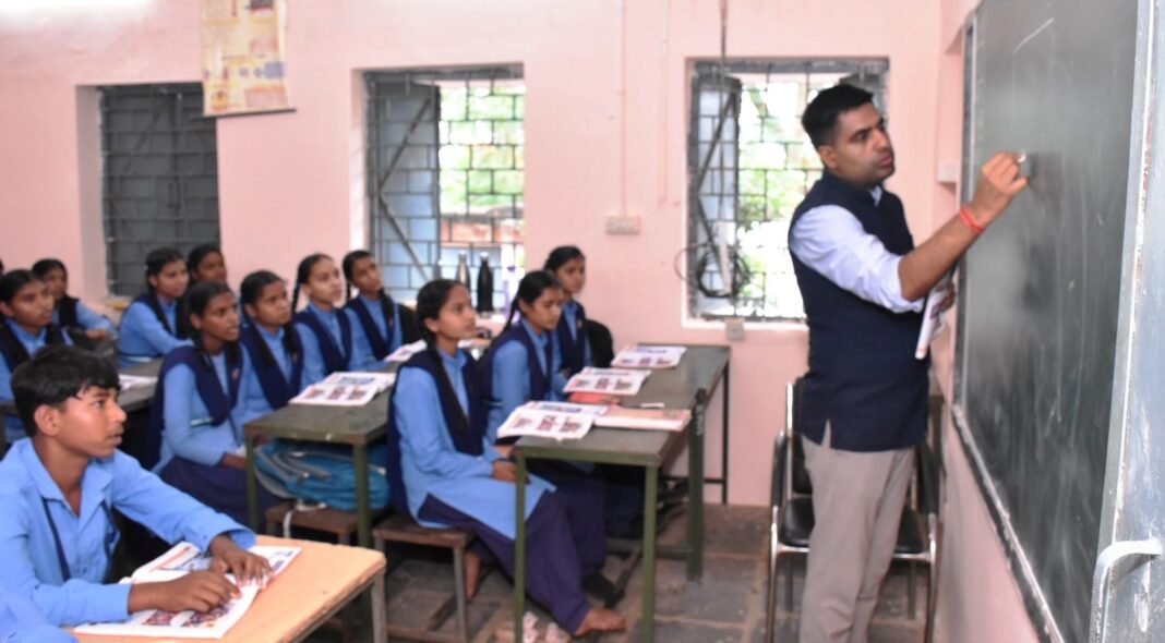 Collector Conducts Surprise Inspection at Government Higher Secondary School, Saloni