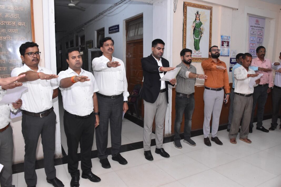 Collector Directs Nodal Officers to Ensure Transparent and Smooth Paddy Procurement for Kharif 2025-26