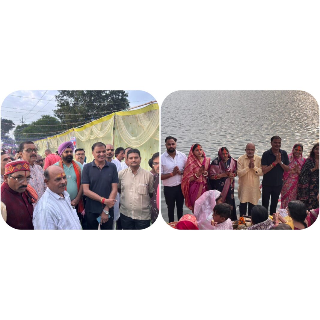 Mayor Visits Moti Talab, Extends Greetings on Chhath Festival