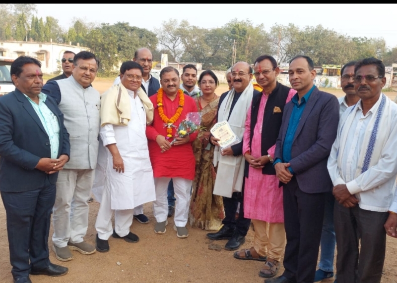 Great Literature Guides Society, Says MP Santosh Pandey at Dongargaon Literary Meet