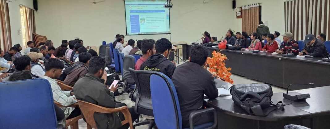 Training Provided to Paddy Procurement Centre Operators Ahead of Purchase Season in Rajnandgaon