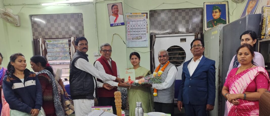 Patanjali Yoga Committee Conducts 25th Session on “Yoga—The Art of Living” at Maharani Laxmibai School