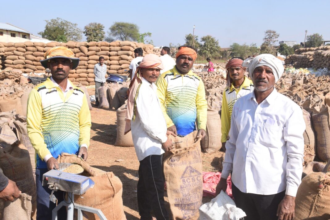 Paddy Procurement Drive Brings Cheer to Farmers in Rajnandgaon