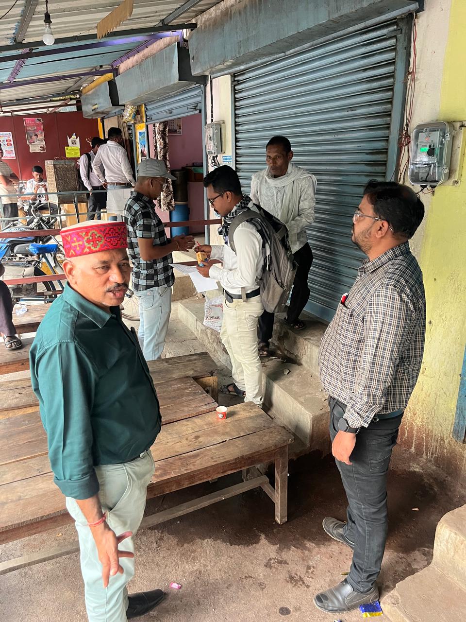 Revenue Drive Intensifies in Rajnandgaon; 7 Shops Sealed, 8 Water Connections Disconnected