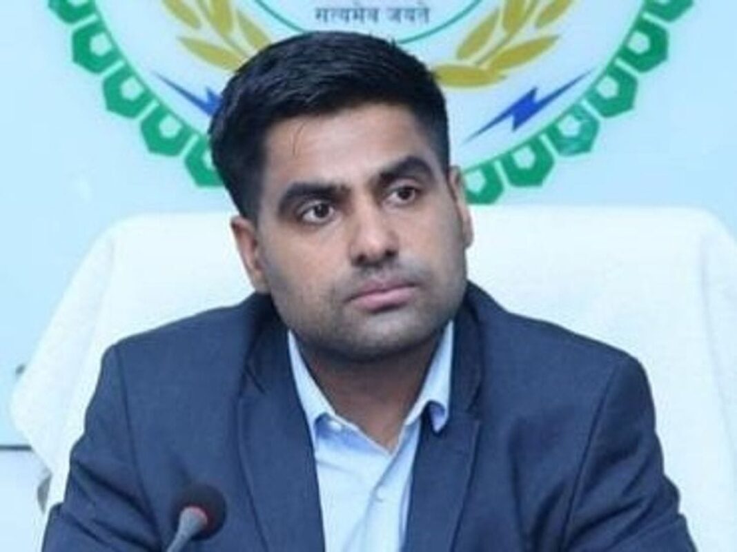 “Played Till the Last Ball” — Teamwork Drives Record Paddy Procurement Management in Rajnandgaon