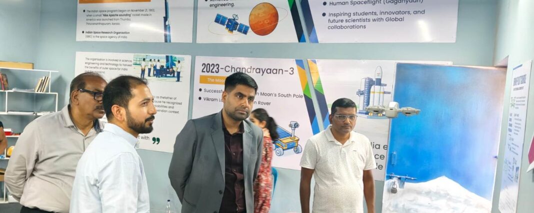 Padumlal Punnalal Bakshi