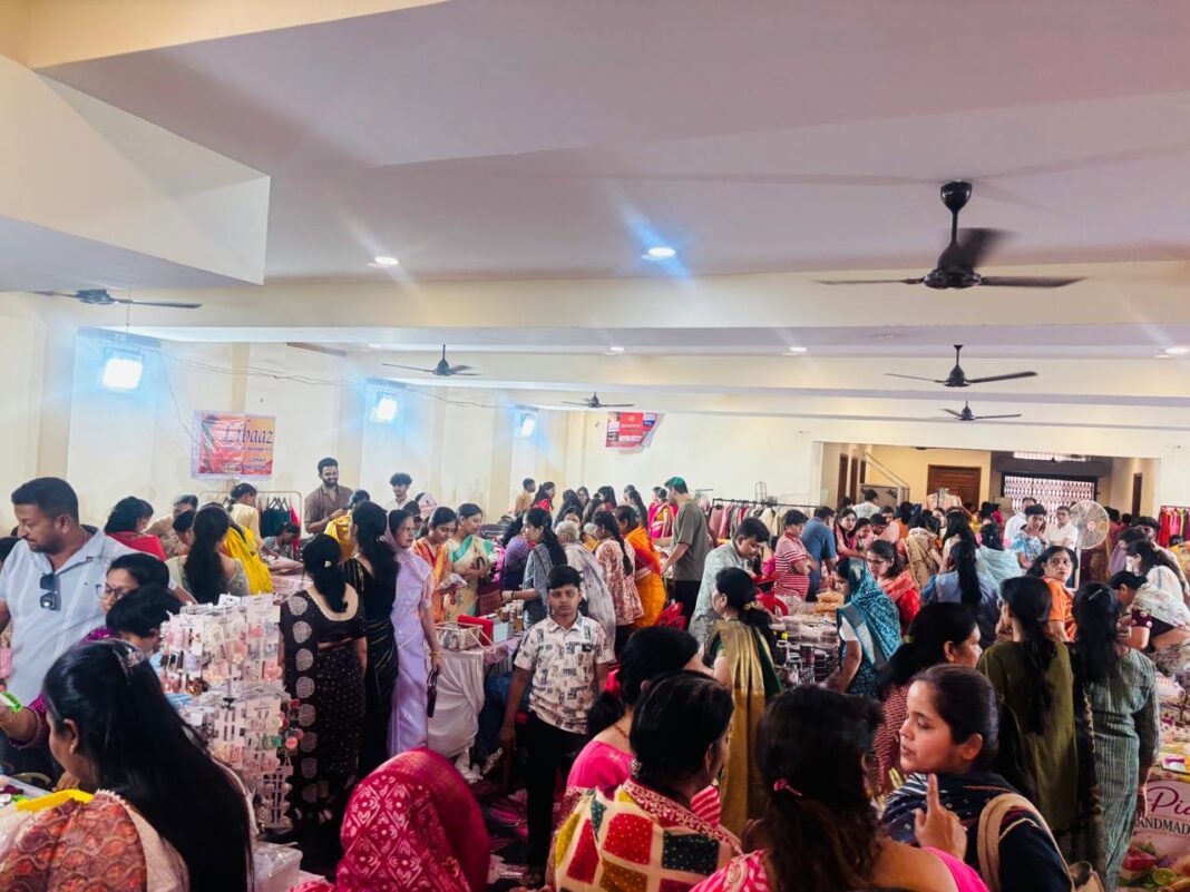 Veer Sandesh Yatra Spreads Message of Lord Mahavir in Rajnandgaon