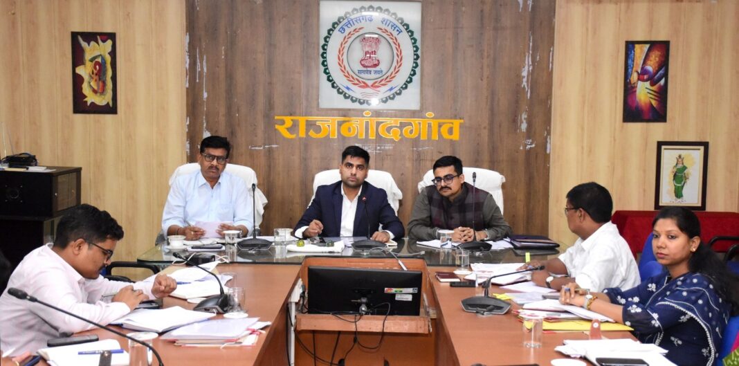 Collector Reviews Development Works at Time-Bound Meeting; FIR Ordered Over Negligence in Patient Investigation