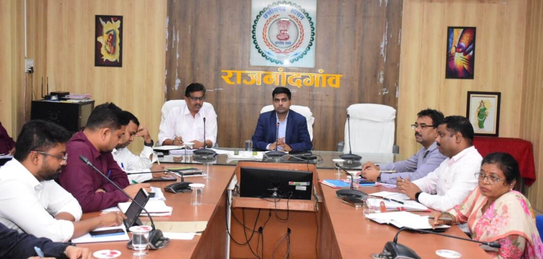 Ensure Quality Disposal of CM Helpline 1076 Applications Within the Prescribed Timeline: Collector Jitendra Yadav