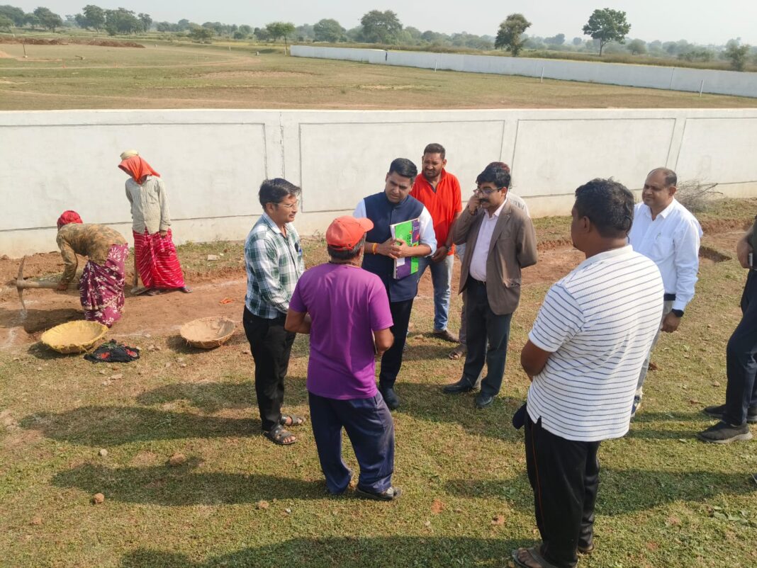 Rajnandgaon Collector Inspects Development Works and Government Schemes in Sundara Village